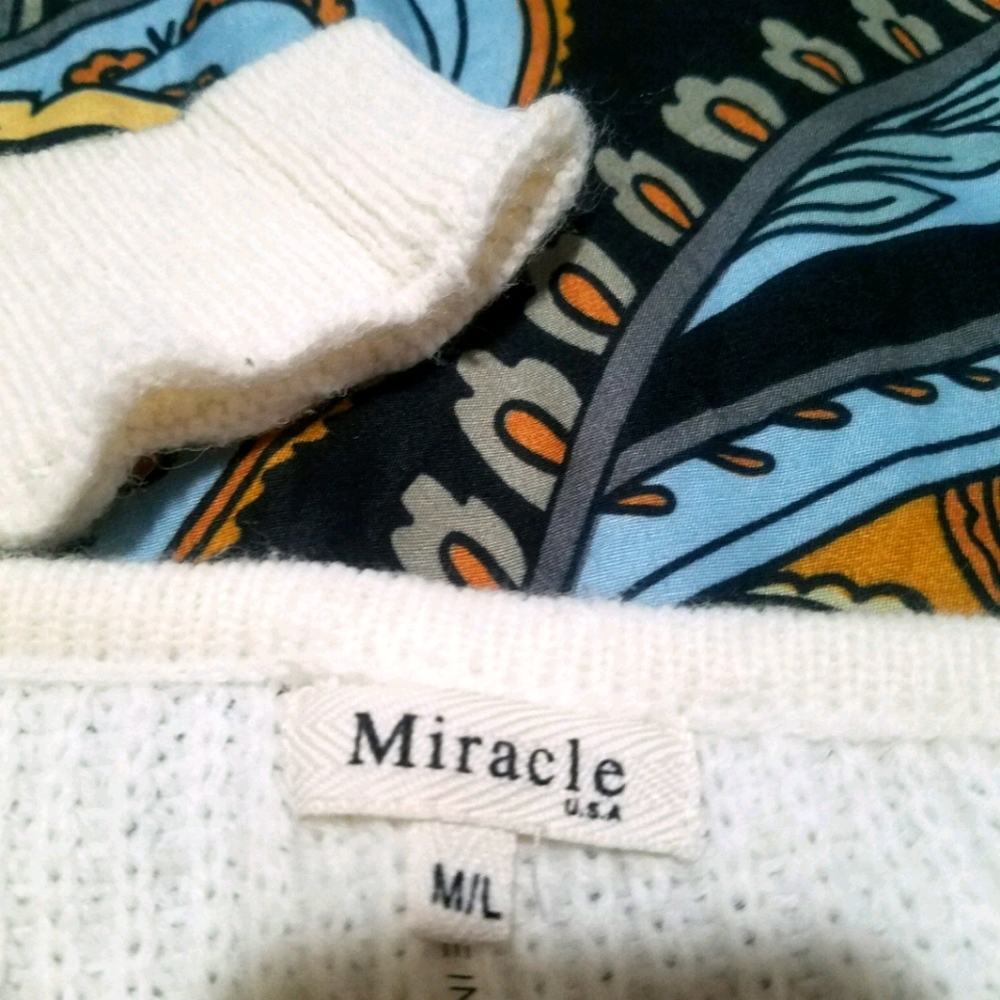 Sweater - Picture 3 of 3